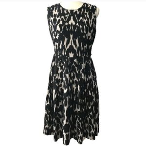 Calvin Klein Black/White Sleeveless Dress Size 6